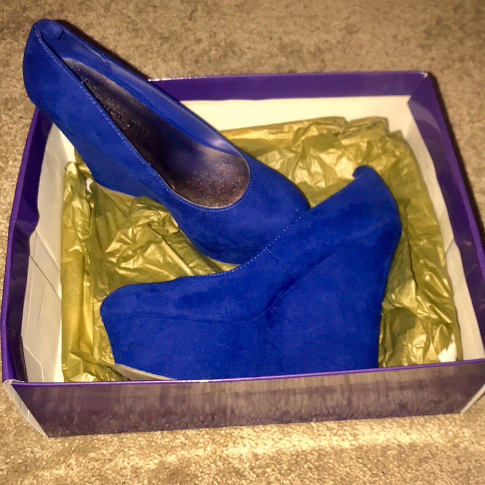 Steve Madden Rahleigh Wedges - Picture 2 of 2